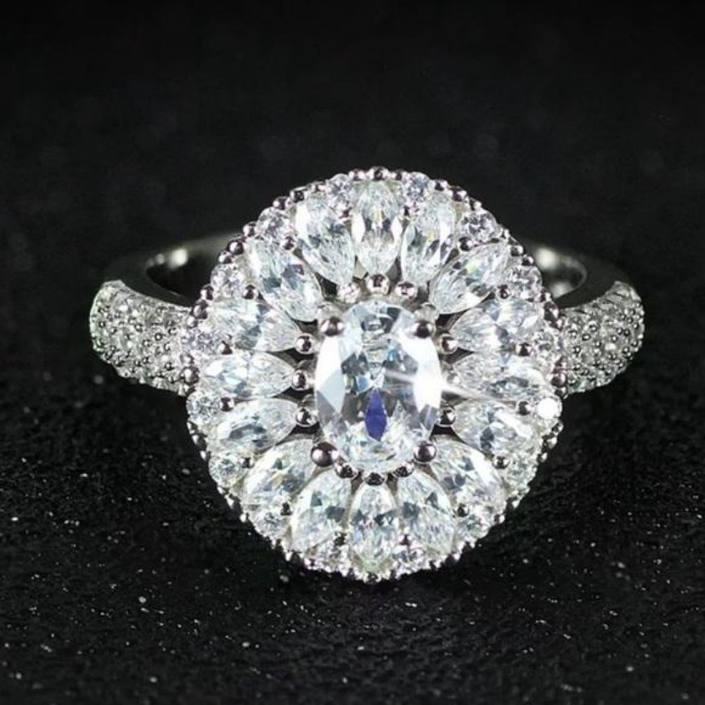 NEW 925 SILVER DIAMOND OVAL MARQUISE RING, CUTE RING, SHINY RING. - Picture 4 of 4